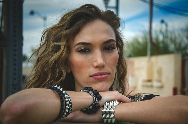 Discover Elite Discounts: The Definitive UK Guide to Bagging Luxury Handbag Bargains