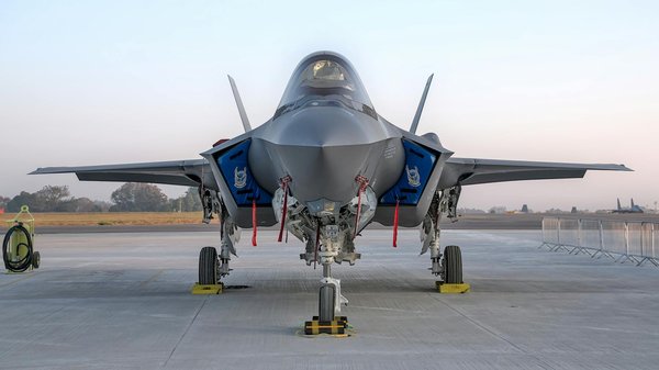 Must-Have Seasonal Flowers for Creating Your Perfect DIY Home Spa Experience